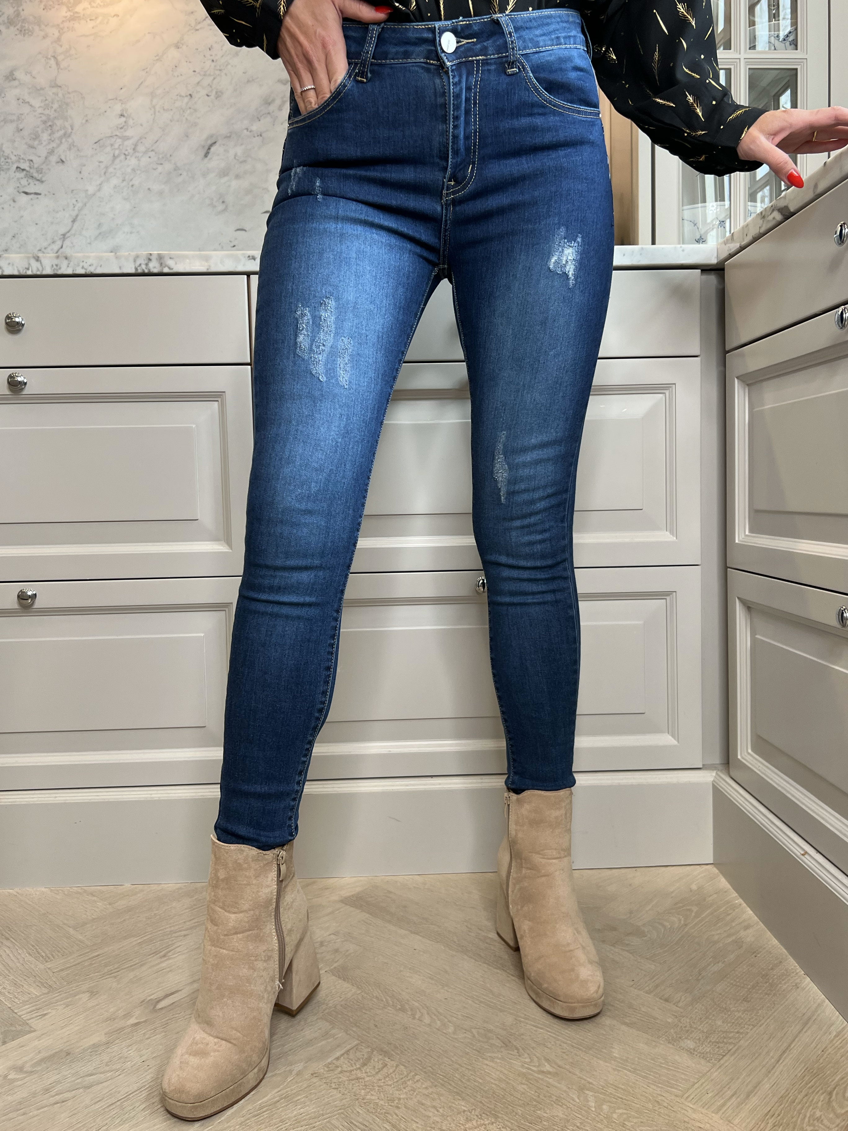 Isra - Mörkblå jeans med push up-effekt - Dark blue